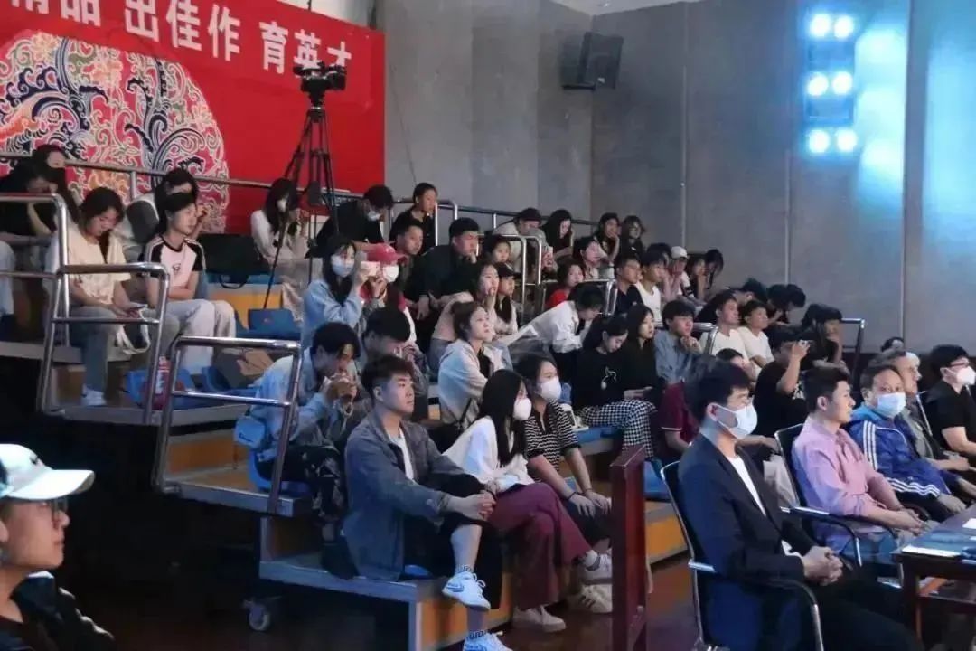 1A593